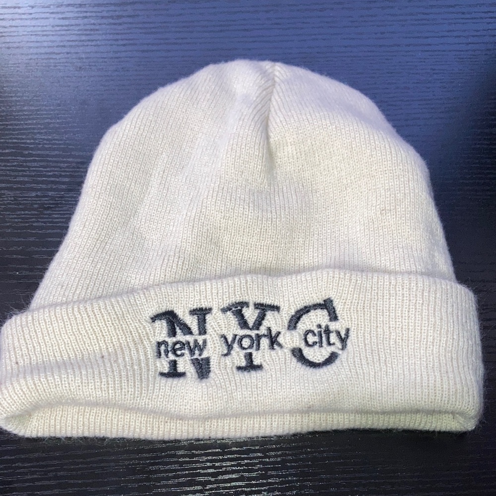 NYC‎ Embroidered White Beanie